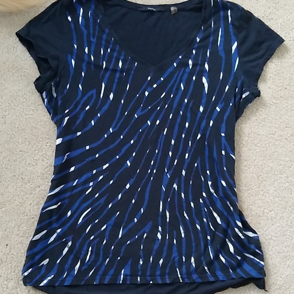 T-shirt, Tahari. Multi color